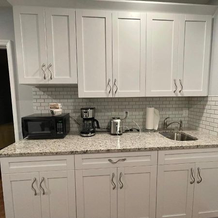Twelve Oaks Modern Independent Apartment Тампа Екстер'єр фото